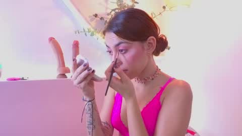 brenda_sky19 online show from May 13, 12:04 pm