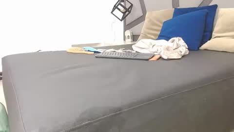 BRENDA VELASQUEZ online show from October 6, 8:48 pm