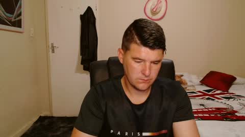 ask me lol online show from April 4, 3:46 am