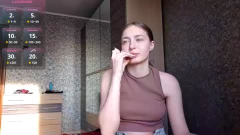 Mia   online show from February 7, 9:45 am