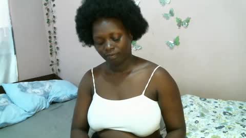 Snapshot of brennabaibe chatting on February 13, 11:28 am Brenda xxx online show from February 13, 11:28 am