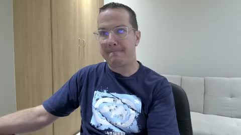 Brett online show from April 13, 10:30 am