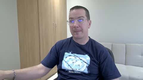 Brett online show from February 1, 2:47 pm