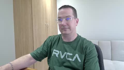 Brett online show from December 21, 12:11 pm