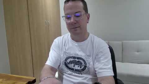 Brett online show from November 21, 4:38 pm