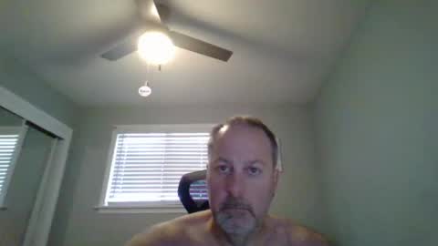 hey online show from May 3, 1:39 pm