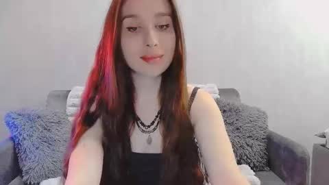 bri_fox online show from March 7, 7:36 pm