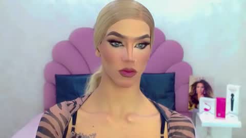 BRIANA online show from March 21, 8:19 am