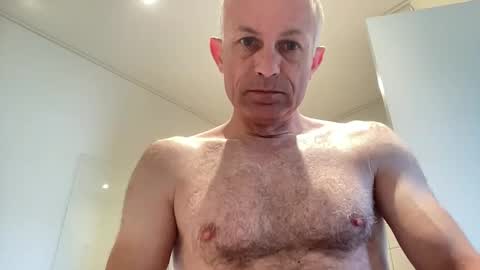 brianexclusive online show from May 28, 11:19 am