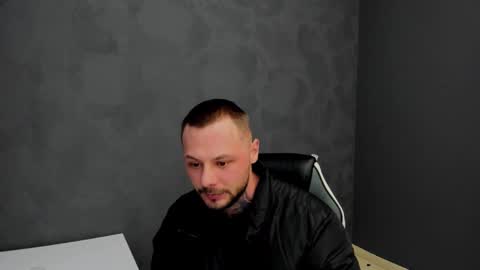 Snapshot of brianhunts chatting on March 3, 6:48 am Brian online show from March 3, 6:48 am