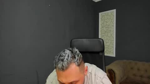 Brian online show from February 6, 7:01 am