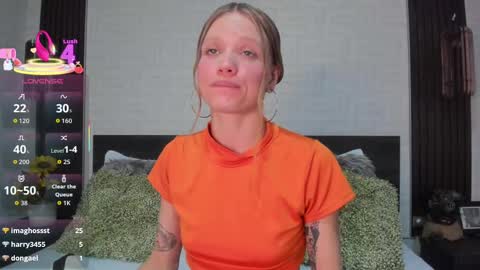 Snapshot of brianna_bondd chatting on October 14, 4:10 pm Briana online show from October 14, 4:10 pm