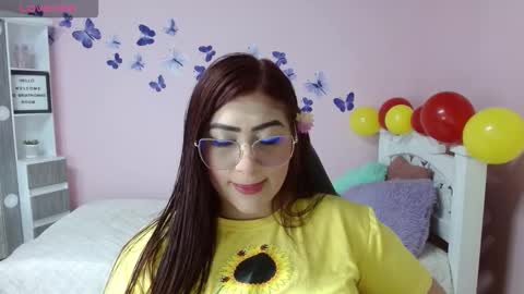 DAYANNA online show from March 28, 1:29 am