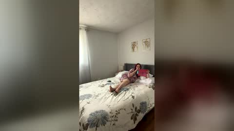 bricknbrandie69 online show from May 1, 9:42 pm