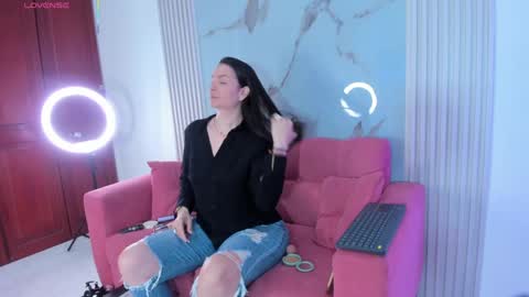 Snapshot of bridgetrodriguez chatting on September 11, 12:39 pm online show from September 11, 12:39 pm