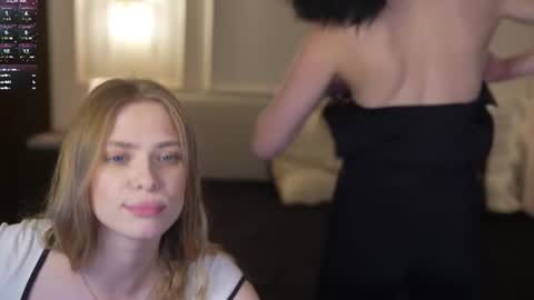 Diamonds Girls online show from June 19, 9:15 am