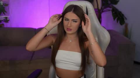 Diamonds Girls online show from November 4, 7:37 pm