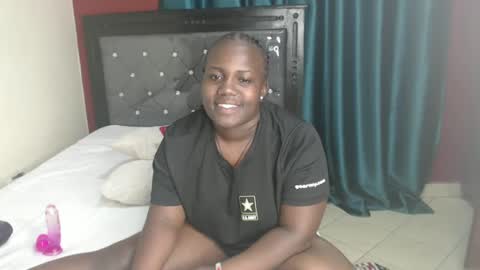 Snapshot of brightebony chatting on December 9, 9:28 am Bright online show from December 9, 9:28 am