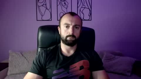 brindlefly69 online show from July 20, 10:39 am