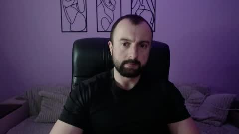 brindlefly69 online show from April 21, 10:33 am