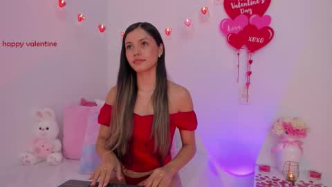 Brisa  online show from February 10, 8:01 pm