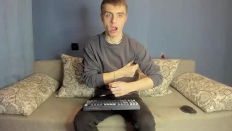 bristlebback online show from October 11, 4:43 pm