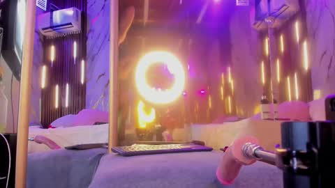 BritannyClaire online show from November 27, 7:05 am