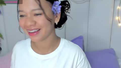Snapshot of brithany_rousee chatting on March 5, 7:27 pm Brithany Rousee online show from March 5, 7:27 pm
