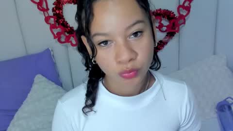 Snapshot of brithany_rousee chatting on February 15, 7:06 pm Brithany Rousee online show from February 15, 7:06 pm