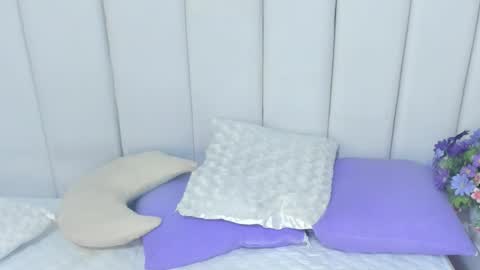 Snapshot of brithany_rousee chatting on February 11, 11:22 pm Brithany Rousee online show from February 11, 11:22 pm