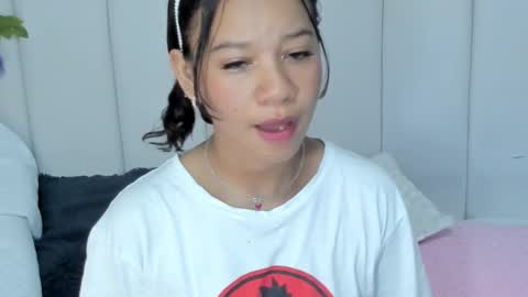 Snapshot of brithany_rousee chatting on February 24, 7:30 pm Brithany Rousee online show from February 24, 7:30 pm