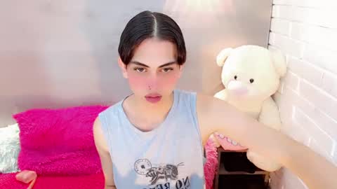 Snapshot of britney_ortega chatting on September 19, 8:01 pm britney_ortega online show from September 19, 8:01 pm