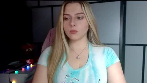 BritneyGlow online show from December 15, 3:42 pm