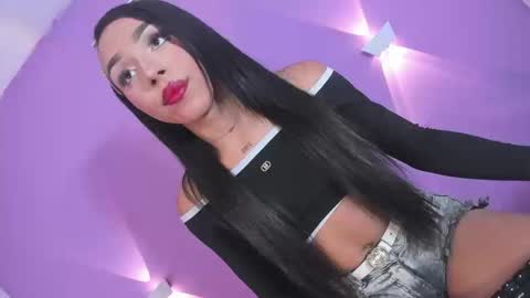 Snapshot of brittany_gil chatting on September 9, 9:04 pm Brittany online show from September 9, 9:04 pm