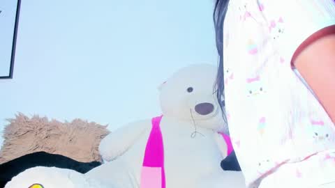 Snapshot of briyit_doll chatting on October 13, 7:05 pm BRIYIT online show from October 13, 7:05 pm