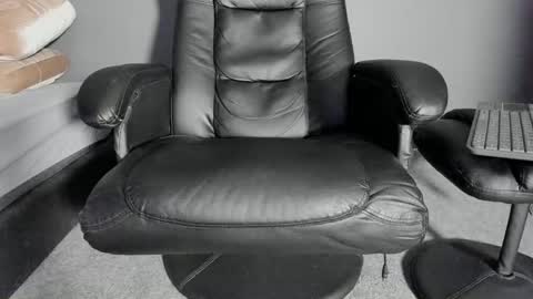 brockhurn_ online show from May 13, 1:48 am