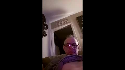 brodstreet online show from June 1, 7:31 am