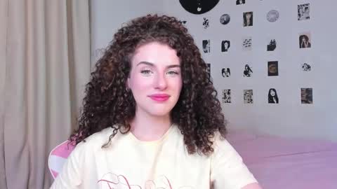 Snapshot of brookchills chatting on September 13, 7:11 am Brook Help me collect 100 reactions online show from September 13, 7:11 am