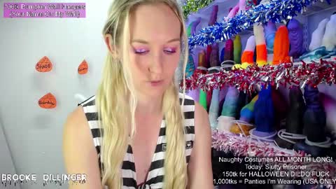 Brooke Dillinger online show from October 15, 2:37 am