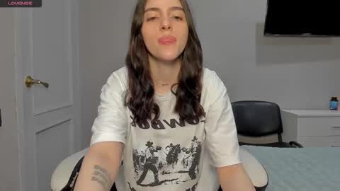 broosnica1 online show from December 16, 9:26 am