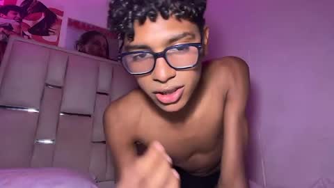 Andre online show from April 13, 3:33 am