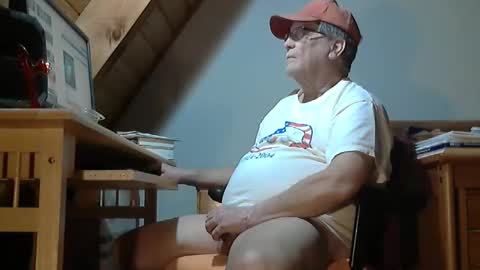 brubar online show from April 3, 2:07 am