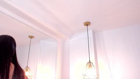     online show from December 4, 9:58 pm