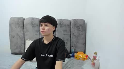 Bruno Cruz online show from April 14, 2:15 am