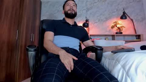 Andres Suarez online show from October 7, 11:34 pm