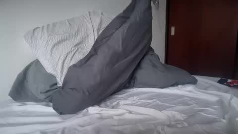 Sebastian online show from April 10, 4:01 pm