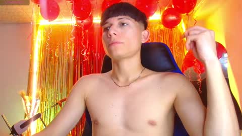 BRYAM INDEPENDENT MODEL online show from September 23, 9:54 pm