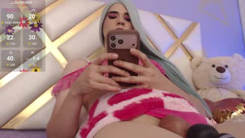 Becky Anders  online show from May 25, 5:08 pm