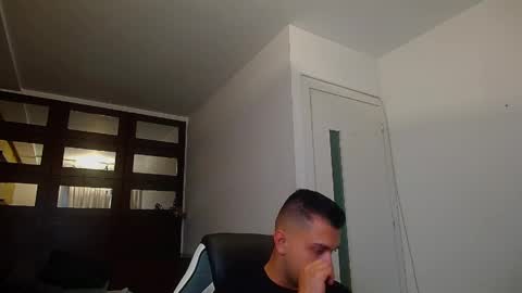 BryceReign online show from May 27, 5:04 am