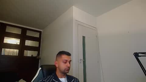 BryceReign online show from May 4, 4:52 am